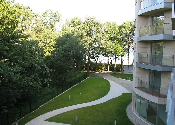 アパート Diune & *