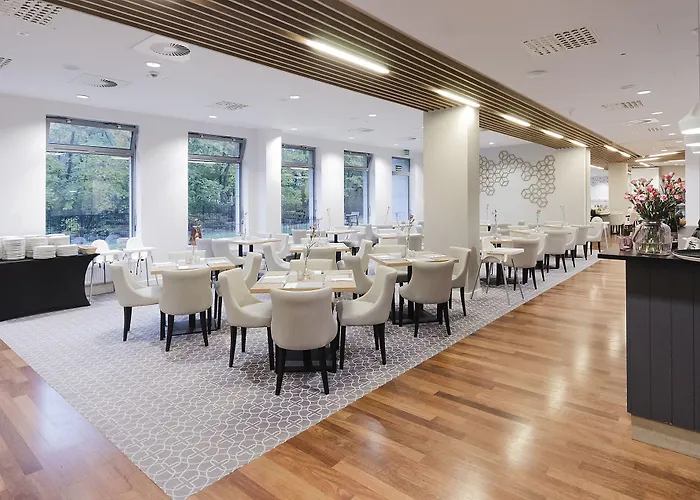 Diune & アパート コウォブジェク